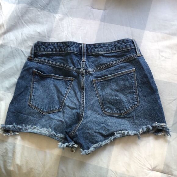 Universal Threads High Rise Shortie Size 6 GUC - Picture 2 of 5